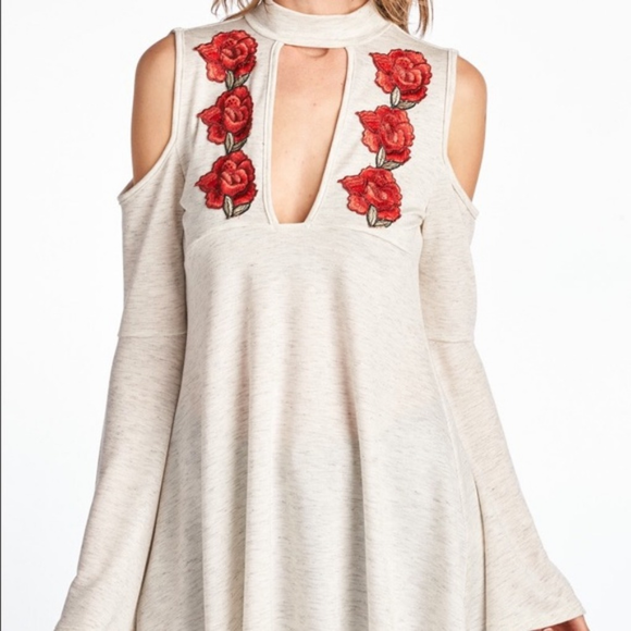 Hippie Chic Keyhole Nude Shoulder embroidered top - Picture 2 of 4