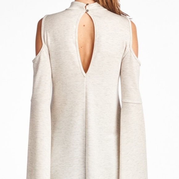 Hippie Chic Keyhole Nude Shoulder embroidered top - Picture 4 of 4