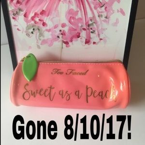 Too Faced Sweet Peach Makeup Bag  *4 days left