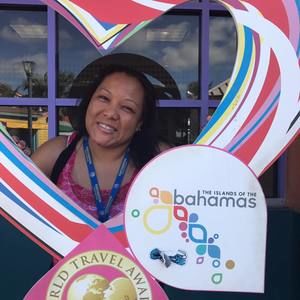 Meet your Posher, Alisa