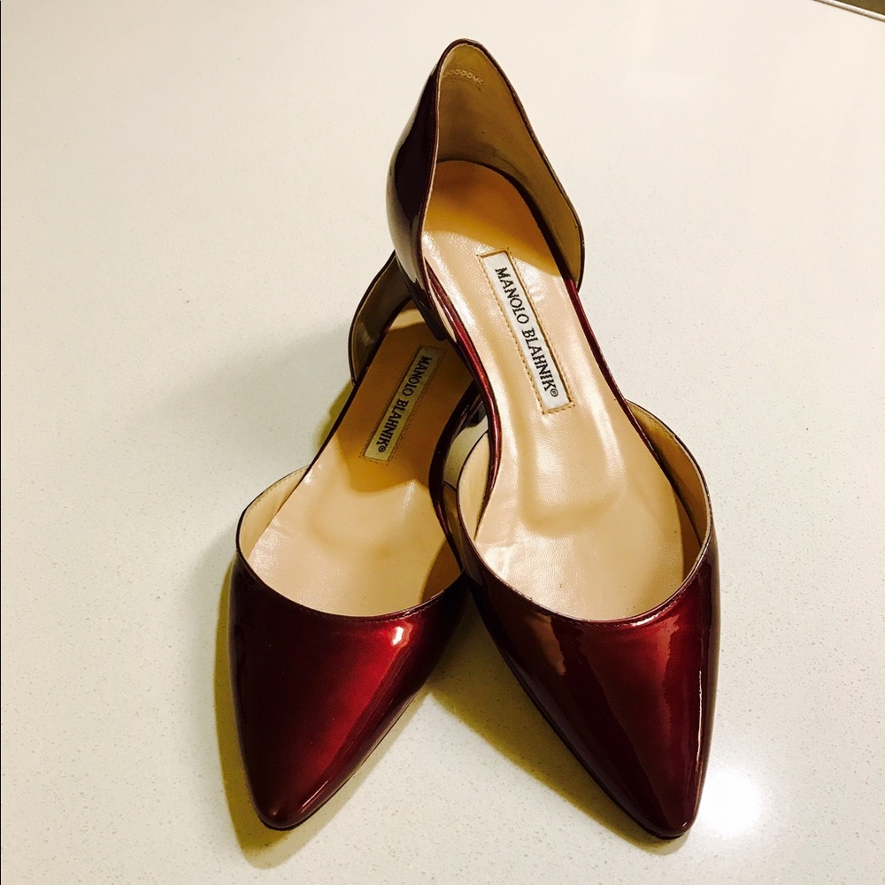 Manolo Blahnk D'Orsay burgundy flats