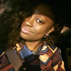 Meet your Posher, Danielle