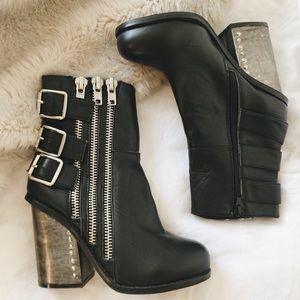 JEFFREY CAMPBELL LOWERY CHUNKY PLATFORM BOOT