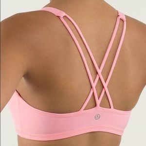 Lululemon Free to Be bra