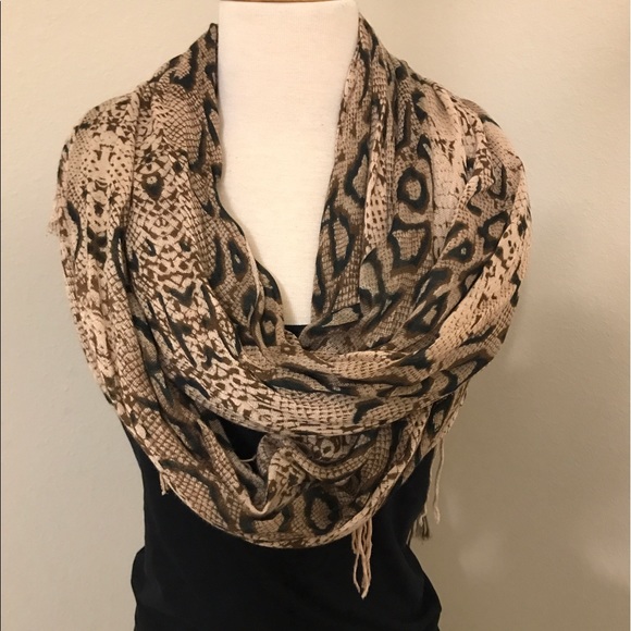 Scarves - Picture 2 of 5