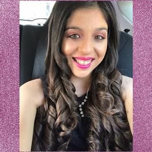 Meet your Posher, Andrea