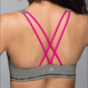 Lululemon Free to Be bra