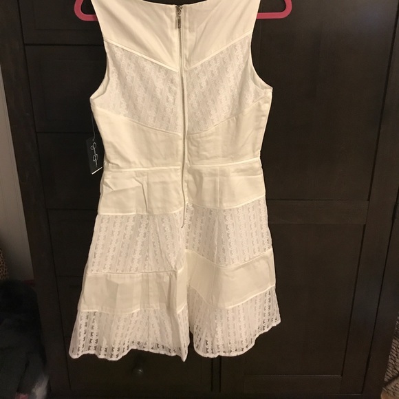 NWT Jessica Simpson white cotton and lace panel dress - Picture 6 of 11
