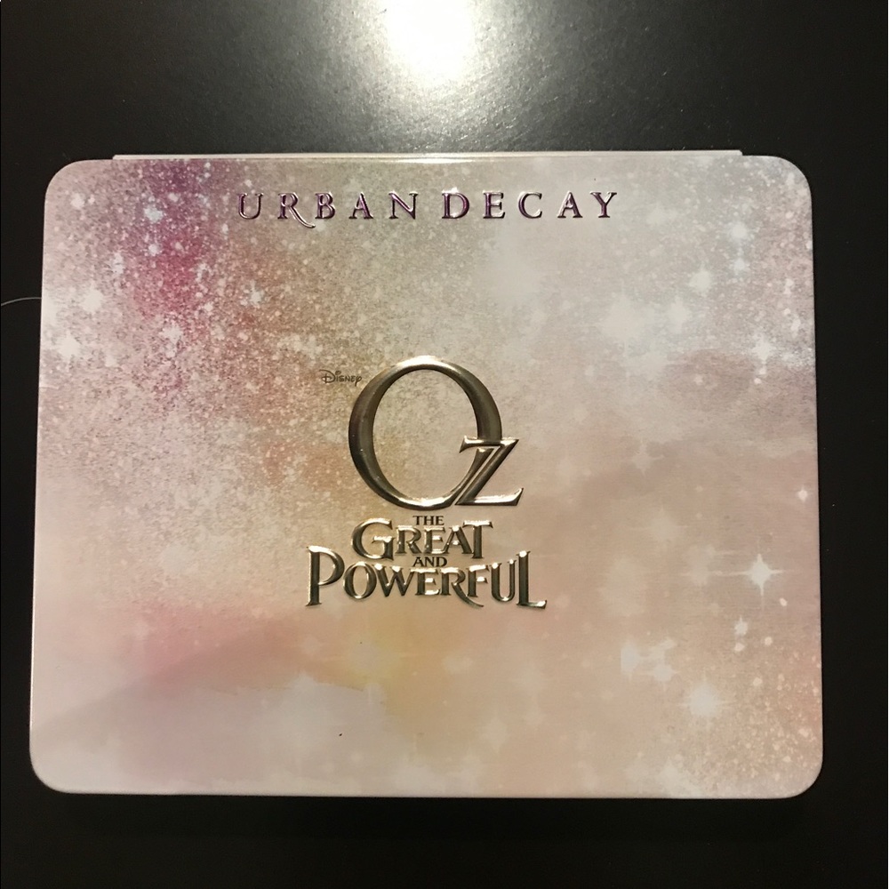 Urban Decay & Oz: The Glinda Palette