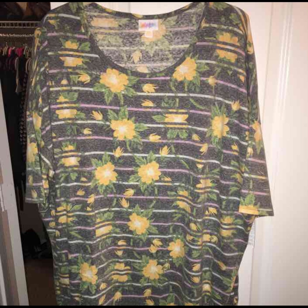 Nwt LuLaRoe Irma