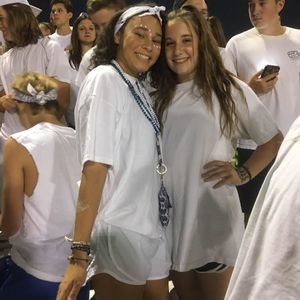 Meet your Posher, Chloe