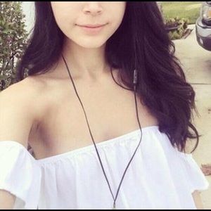 NWOT Brandy Melville Off The Shoulder Becca Top