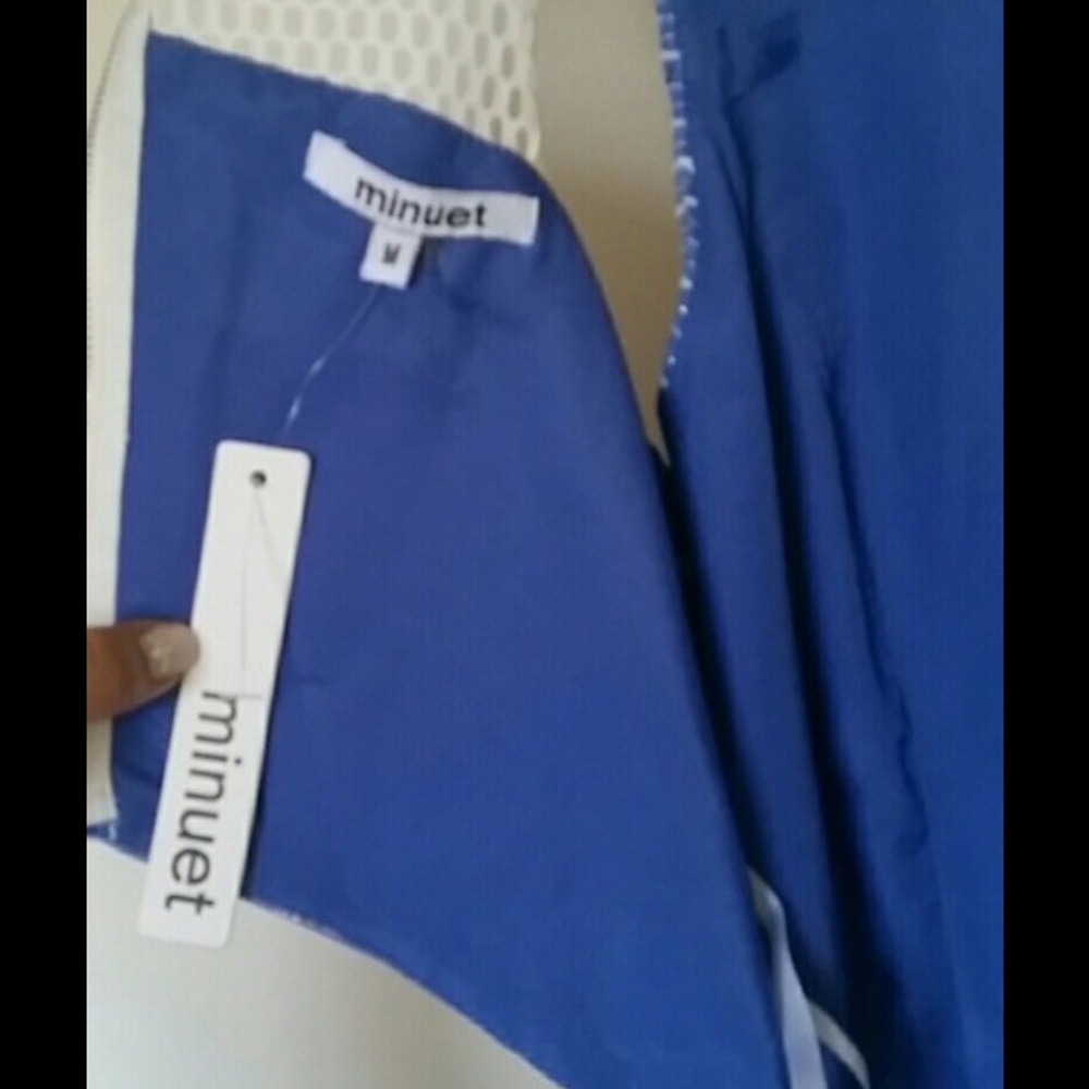 DONATED TO GOODWILL - Picture 3 of 4