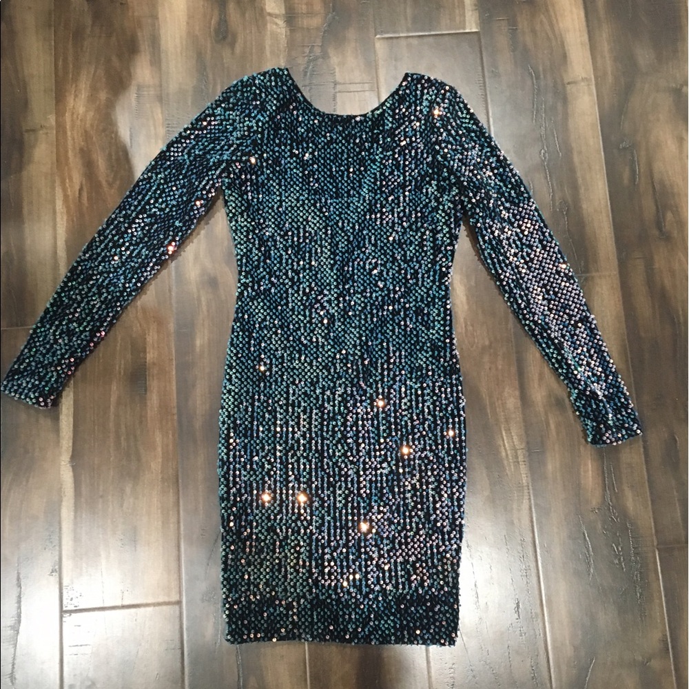Electric Blue Sparkly Bodycon Cocktail Dress