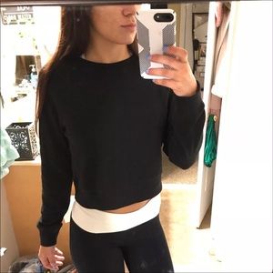 Cropped crewneck