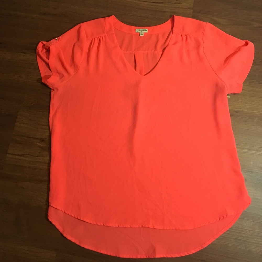 Lily White Hi-Lo Blouse
