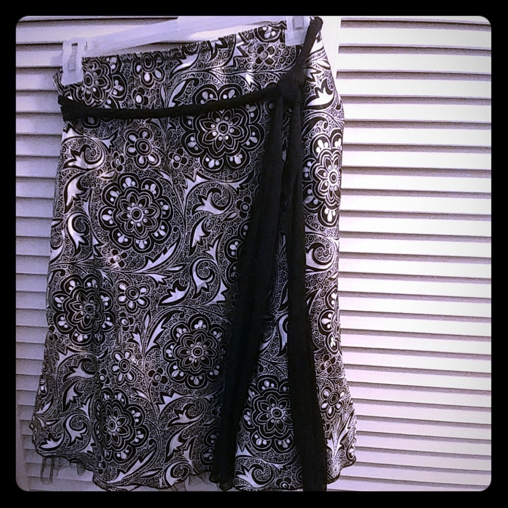 Black and White wrapper skirt
