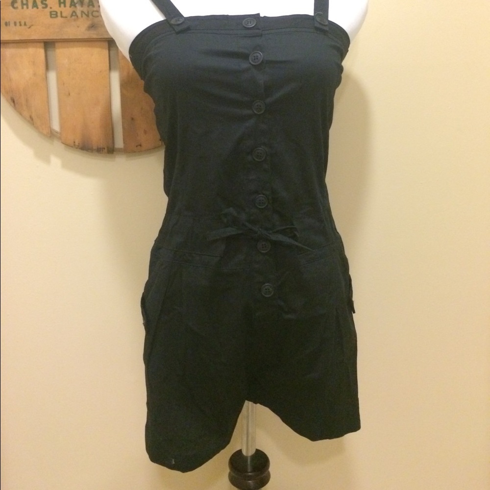 NWT LAVO Romper Size Medium