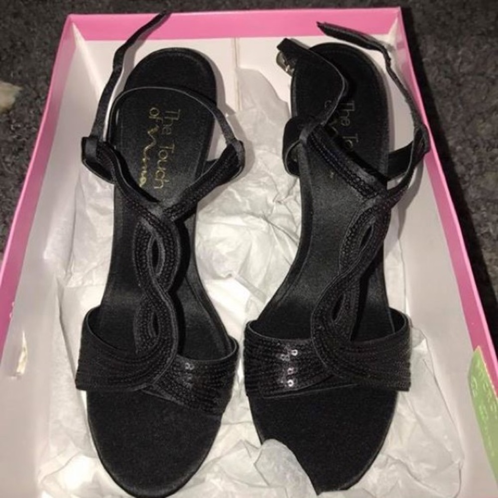 Black heels size 8.5!