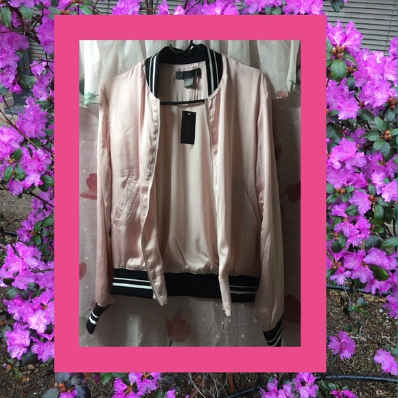 ⭐️Bomber Soft Satin Light Jacket Pink/Blush🌹 - Picture 3 of 6