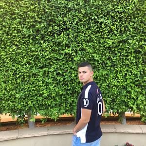 Meet your Posher, Gilberto