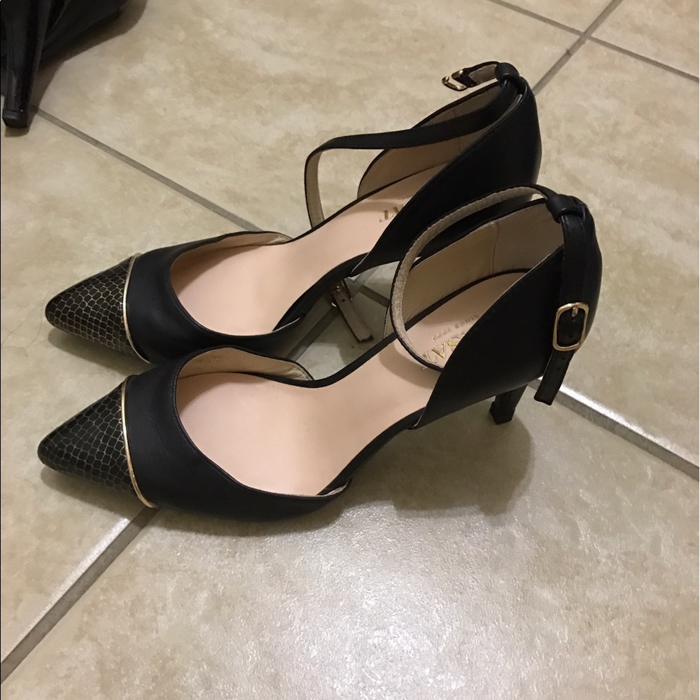 Heels - Picture 2 of 2