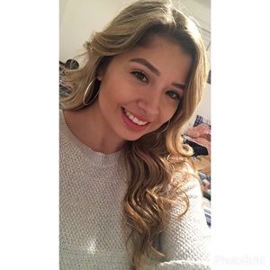 Meet your Posher, Luisa