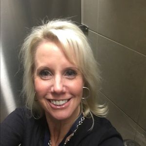 Meet your Posher, Suzi