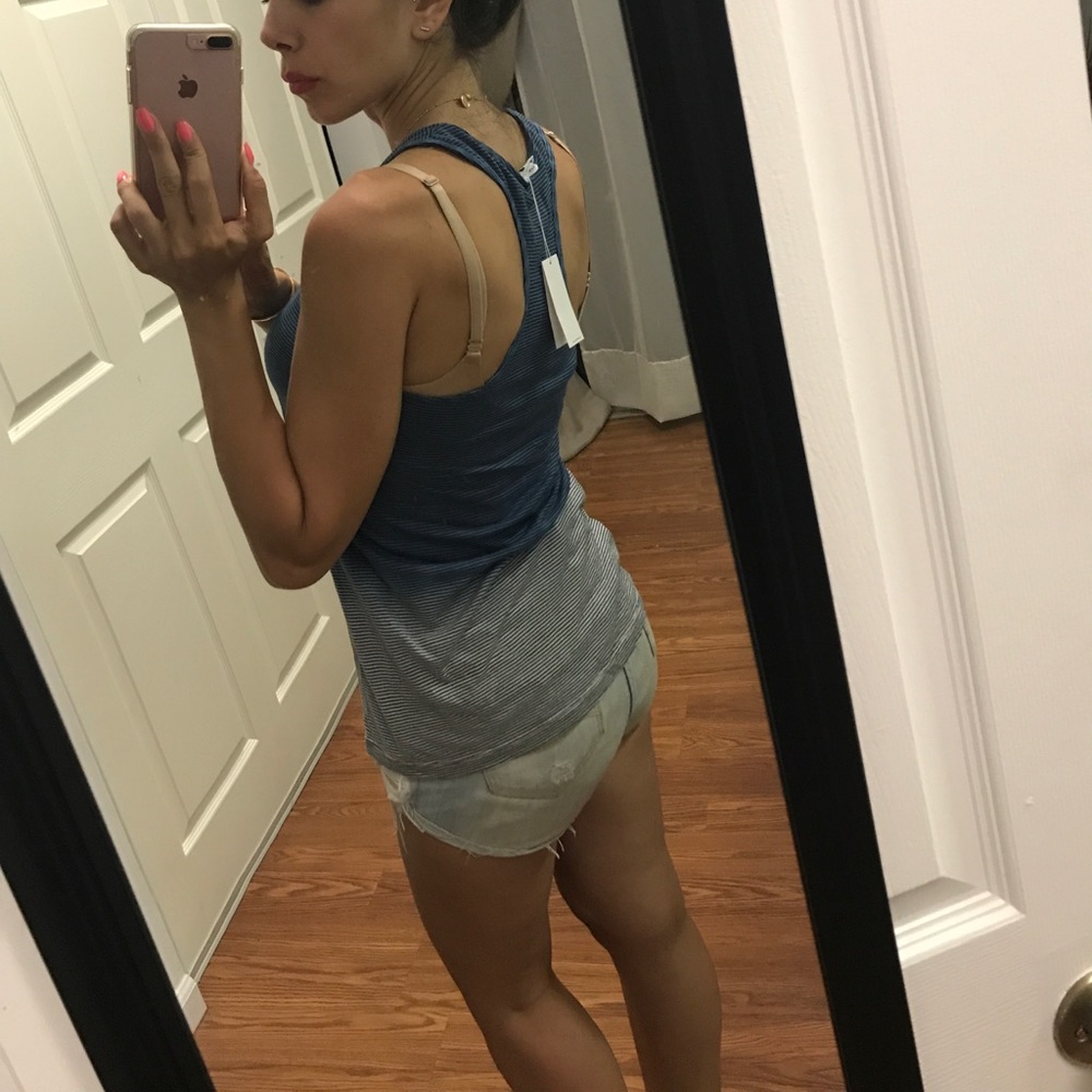 Cute tank for summer. Very light - Picture 2 of 6