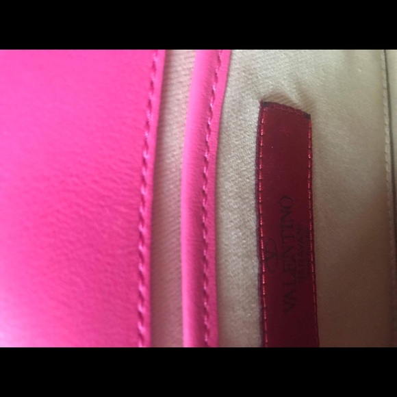 Valentino rockstud crossbody - Picture 3 of 4