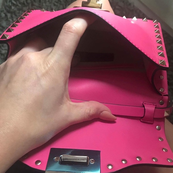 Valentino rockstud crossbody - Picture 4 of 4