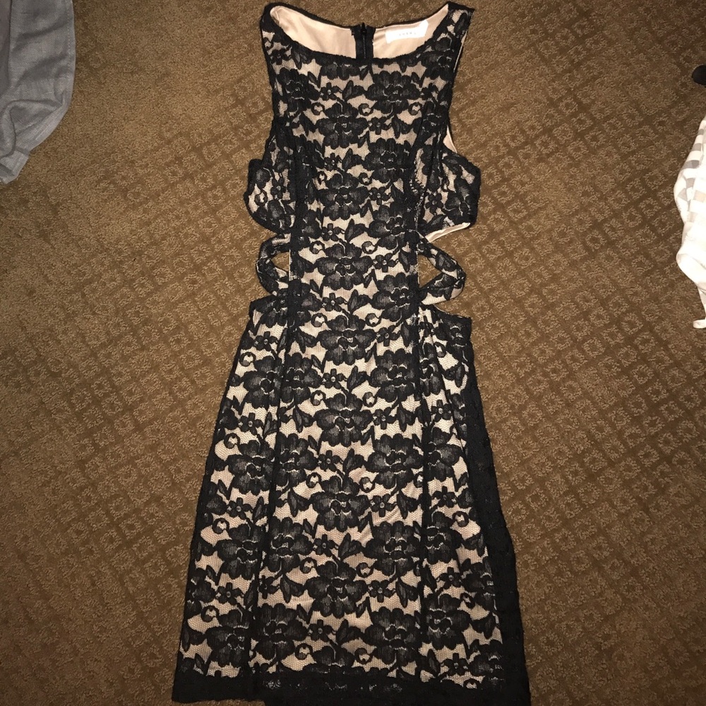 black lace dress