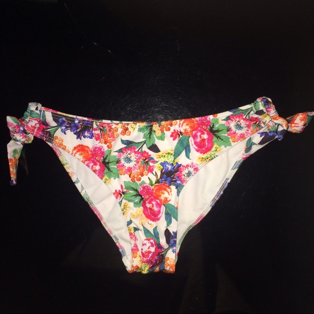 NEW H&M Bikini Bottom