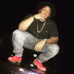 Meet your Posher, Kenneth