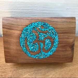 Custom Design wood and Turquoise OM box.