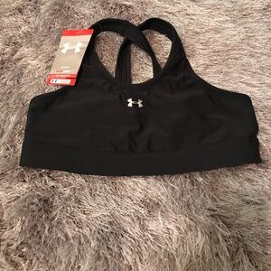 Under Armor Sports bra size Medium