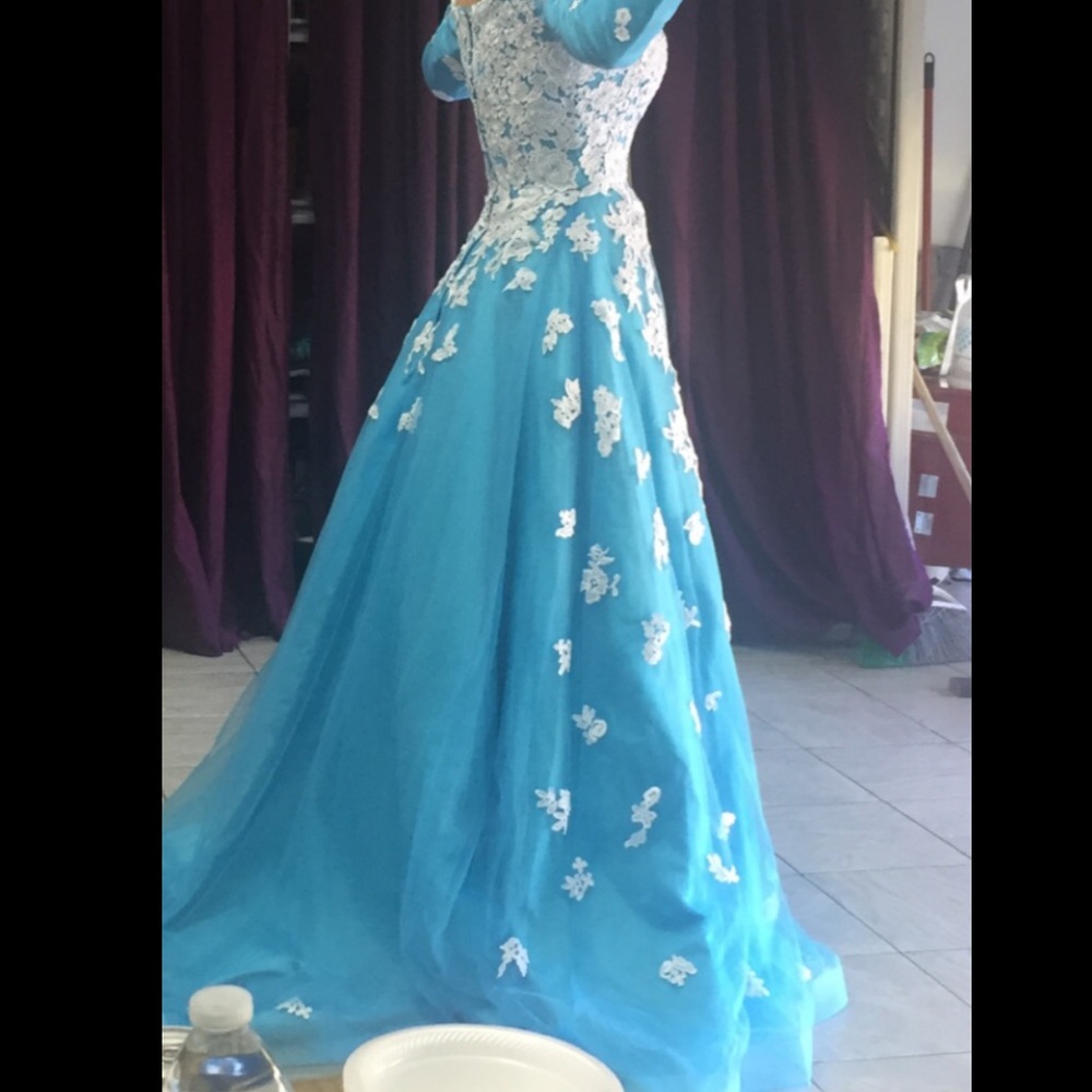 Prom Dress - Picture 2 of 3
