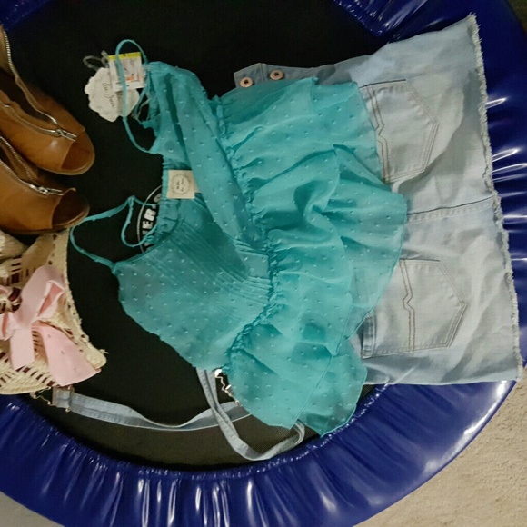 Brand new women top - Picture 3 of 5