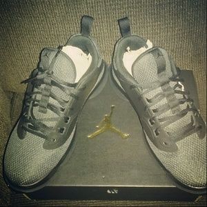 Meet your Posher, Corey