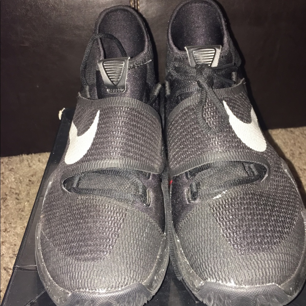 Nike HyperRev - Picture 2 of 4