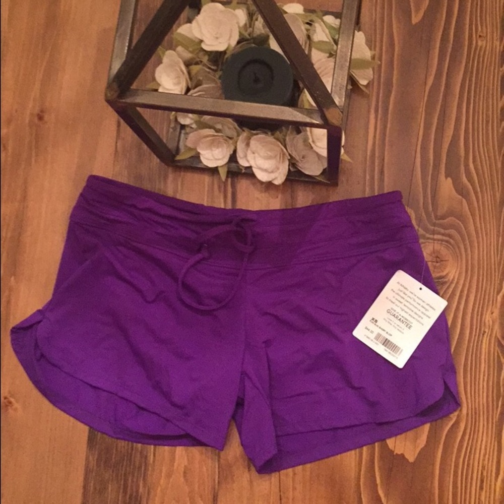 ATHLETA KATA RUN 🏃🏼‍♀️AND SWIM 🏊🏼‍♀️SHORTS