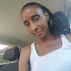 Meet your Posher, Tonia