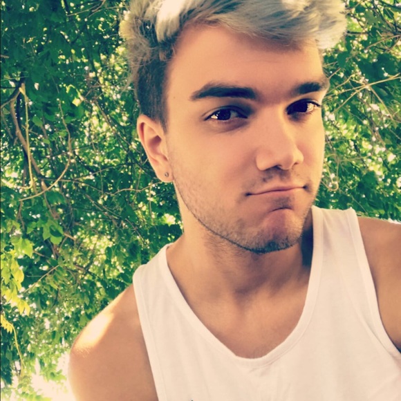 Meet your Posher, Keith - Picture 1 of 1