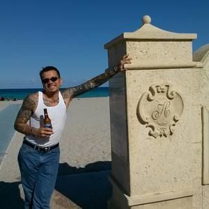 Meet your Posher, Tony