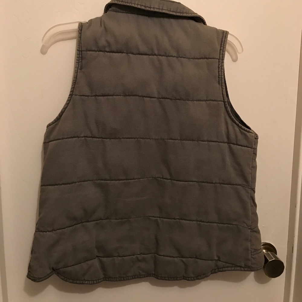Mossimo Vest - Picture 4 of 4