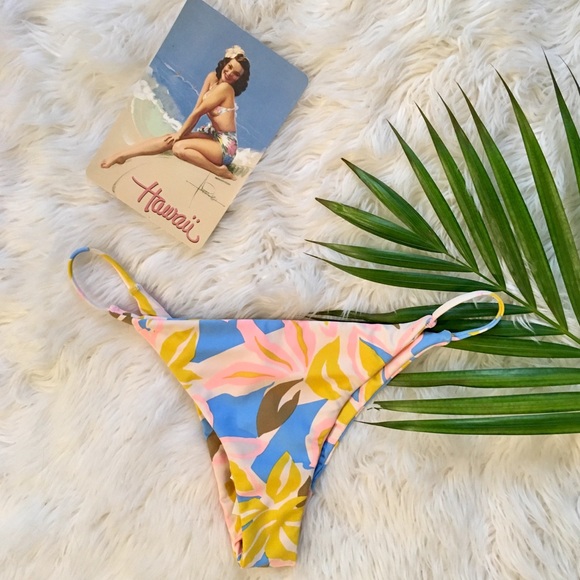 Volcom Other - ⬇️Price Drop❗️✨NEW✨Palms 🌴 Up Tiny Bottoms