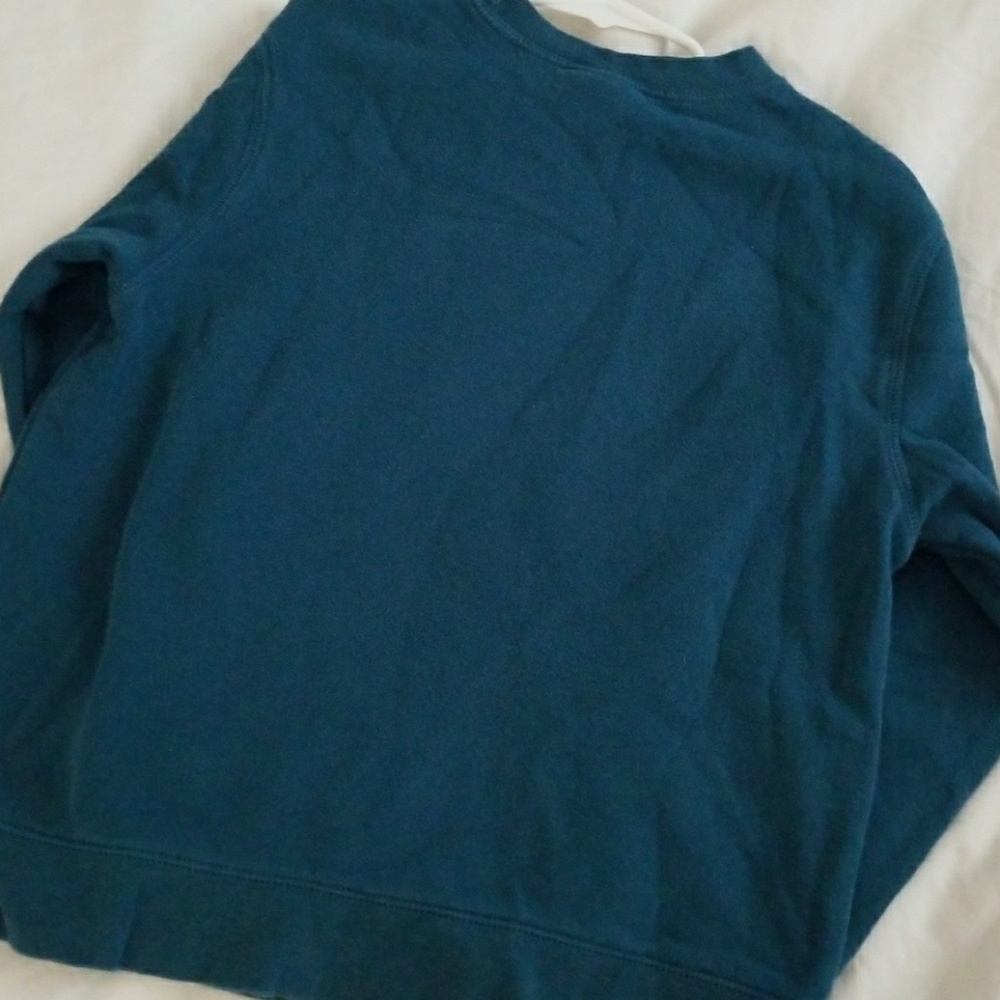 *Free w/Bundle* Varsity Kids Sweater - Picture 3 of 3