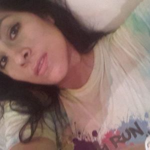 Meet your Posher, Claudia