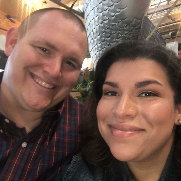 Meet your Posher, Adriana - Picture 1 of 1