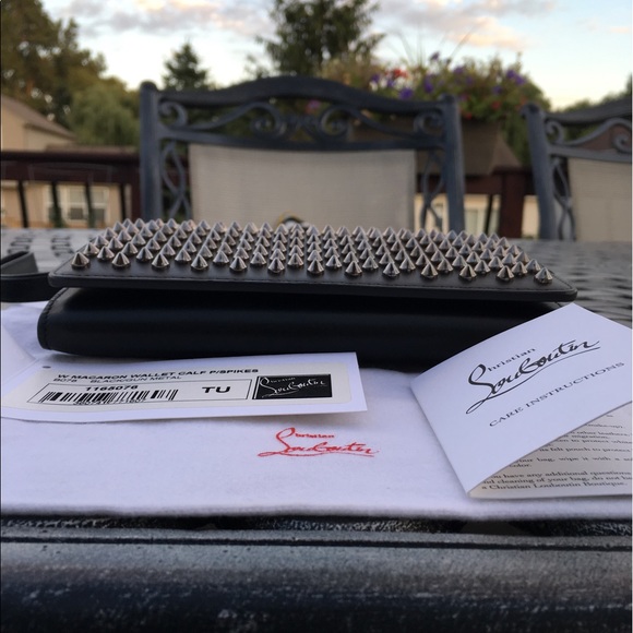 Sold on another platform. Christian Louboutin - Picture 3 of 8